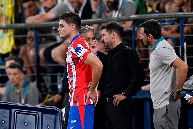 Simeone và Atletico rất kỳ vọng vào Alvarez