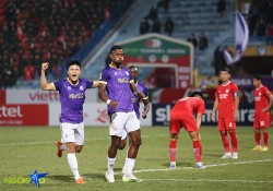 V-League 2023/24: Những hình ảnh trong trận đấu Hà Nội FC chiến thắng 2-0 trước Viettel